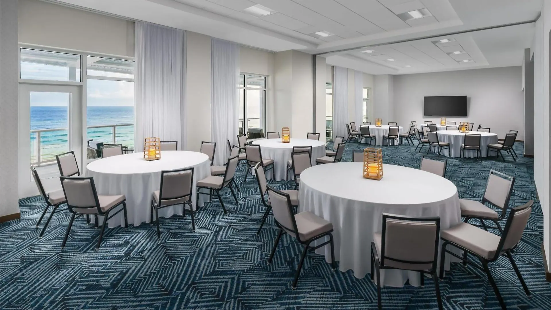 Hotel Hyatt Place Panama City Beach - Beachfront