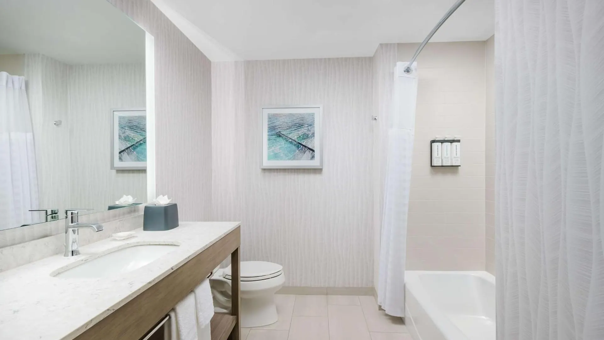 Hyatt Place Panama City Beach - Beachfront